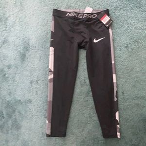 New with tags Nike pro compression pants
